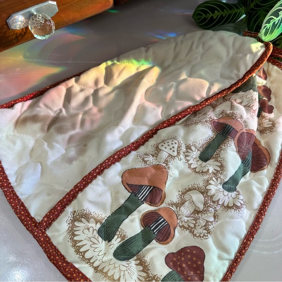 VTG MCM Retro 70s Merry Mushroom Quilted Bread Bag - Picture 5 of 6